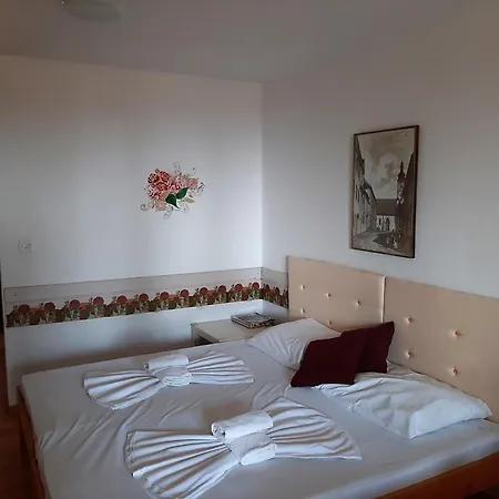 Apartments Unija Duga Uvala Krnica Zimmer foto